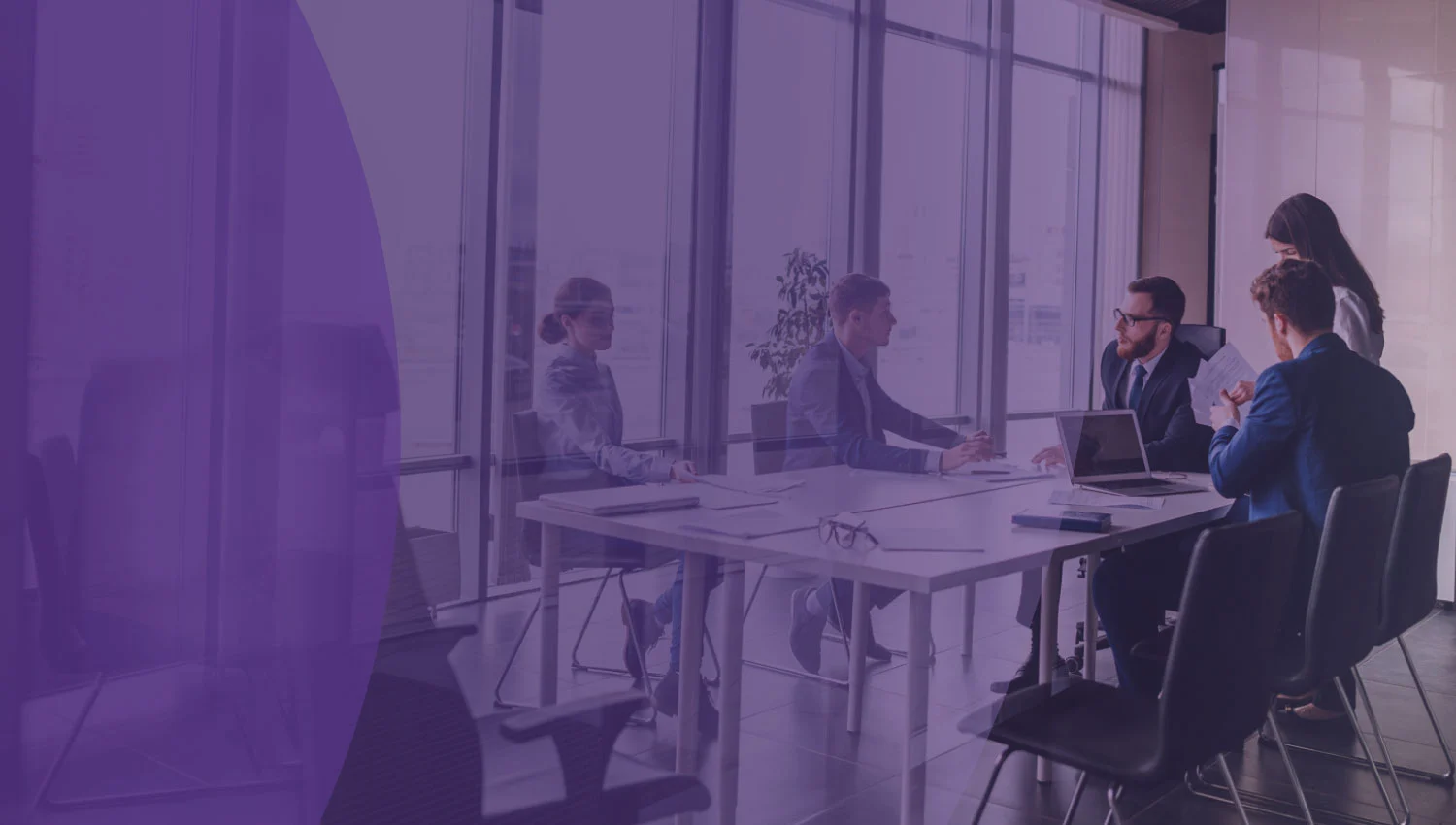 Qué es MCP y cómo conectar el chat corporativo a los sistemas de tu empresa